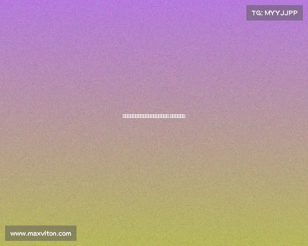 莱万晒与什琴斯尼巴尔德吉日本观光合照 共享快乐时光